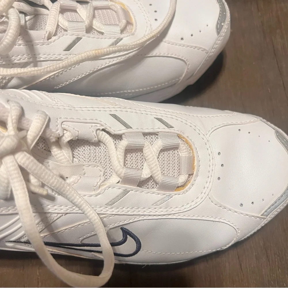 Nike Men’s Vintage Rolling Rail Walk